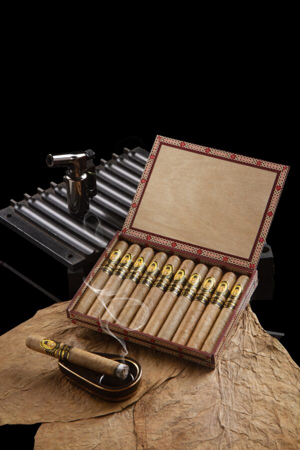 Adipati S6 Wooden Box isi 10 Batang Siglo Size S-6